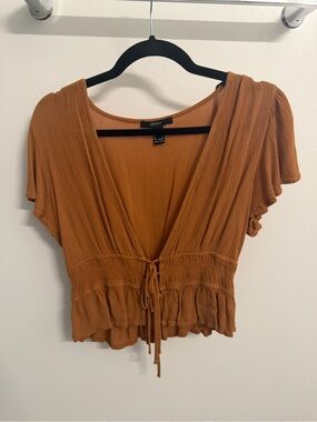 Forever 21 Burnt Orange Tie-Front Cropped Flutter Sleeve Top